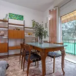 Apartment Guesthost - Where The Mountain Meets The Ferrara