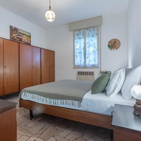 Guesthost - Where The Mountain Meets The Appartement