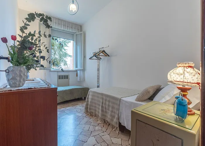 Guesthost - Where The Mountain Meets The Appartement Ferrara